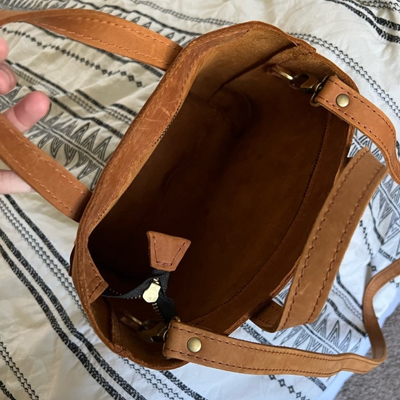 Almost Perfect mini Crossbody - Picture 3 of 4